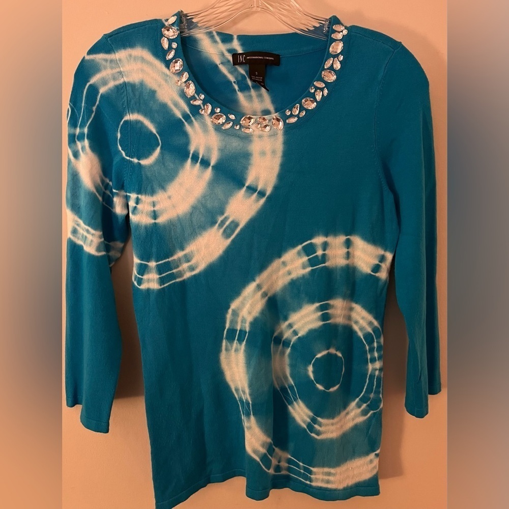 INC Women’s Turquoise Top, w/Bling Neckline 3/4 Sleeve Tie Dye Spirals; Size S